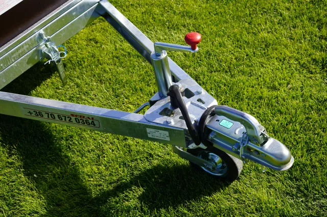 Remorcă 750 kg basculabil manual - Sebal D250 | 250x133/750kg - 1 axă